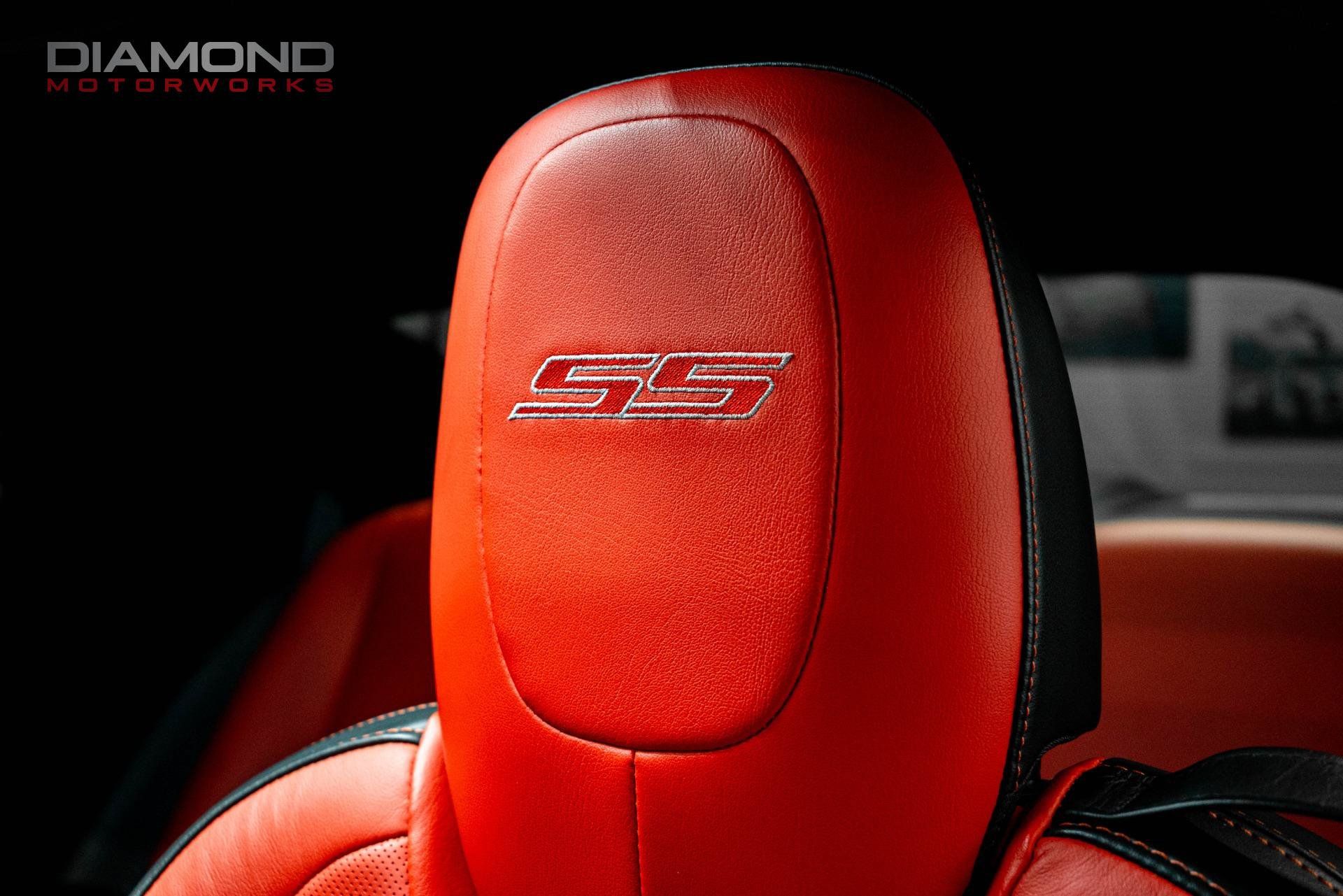 Used 2010 Chevrolet Camaro SS w/ LPO, Ground Effects Package RWD image 91