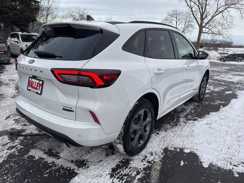 Used 2023 Ford Escape ST-Line w/ Tech Pack #1 image 9