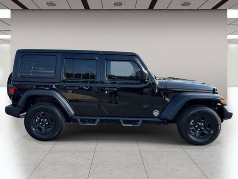 Used 2023 Jeep Wrangler Unlimited Sport AWD/4WD image 2