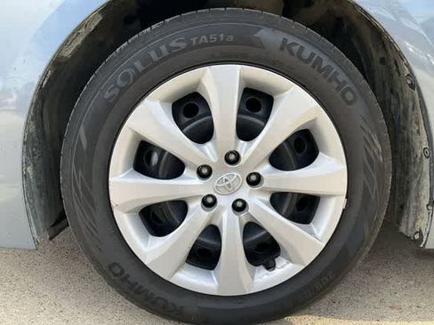 Used 2024 Toyota Corolla LE image 12