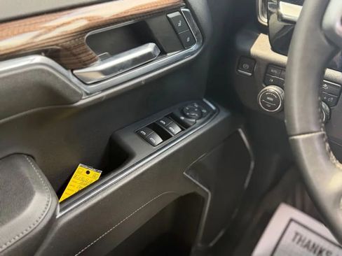 Used 2024 Chevrolet Silverado 1500 LT AWD/4WD image 13