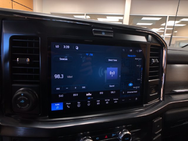 New 2027 Ford F250 Lariat w/ Lariat Premium Package AWD/4WD image 15