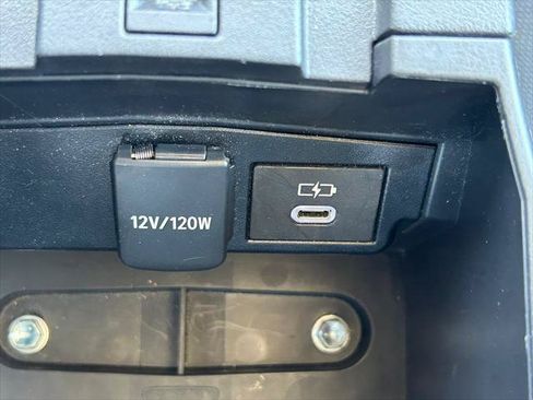 Certified 2025 Toyota Corolla LE FWD image 28