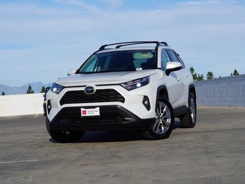 Used 2024 Toyota RAV4 XLE Premium AWD/4WD image 4