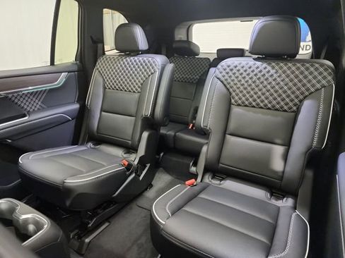 New 2026 GMC Acadia Denali w/ Super Cruise Package AWD/4WD image 26