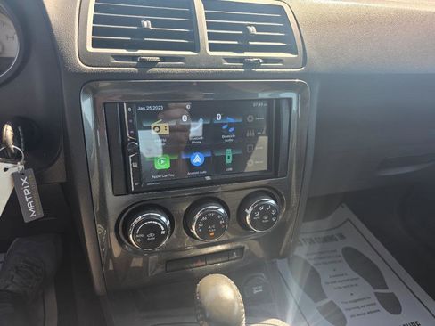 Used 2012 Dodge Challenger SXT RWD image 13