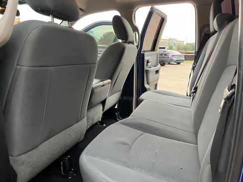 Used 2017 RAM 1500 Classic SLT RWD image 8