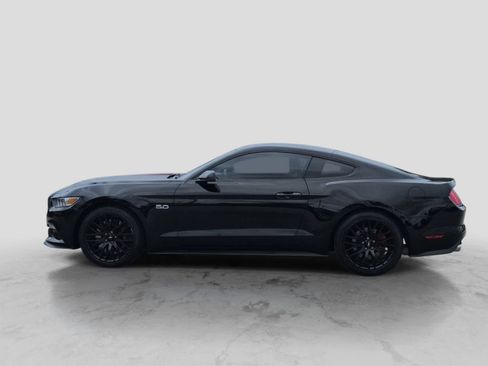 Used 2017 Ford Mustang GT Premium w/ GT Performance Package RWD image 5