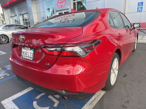 Used 2024 Toyota Camry LE image 6