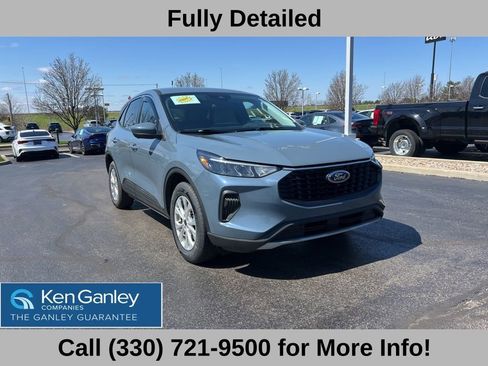 Used 2023 Ford Escape Active w/ Tech Pack #2 AWD/4WD image 5