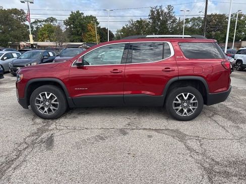 Used 2023 GMC Acadia SLE w/ Driver Convenience Package image 8