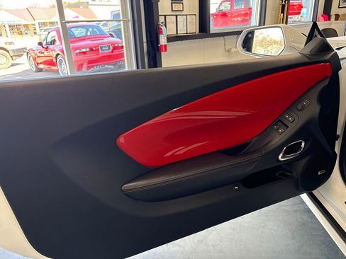 Used 2015 Chevrolet Camaro SS w/ RS Package image 35