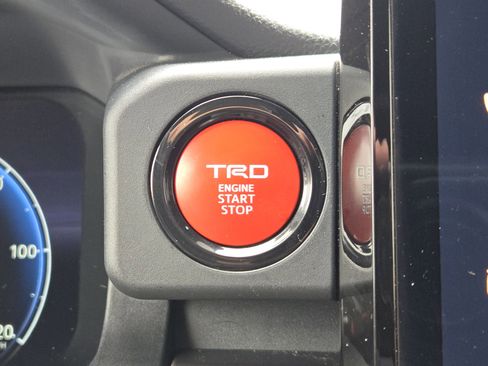 Used 2024 Toyota Tacoma TRD Off-Road image 24