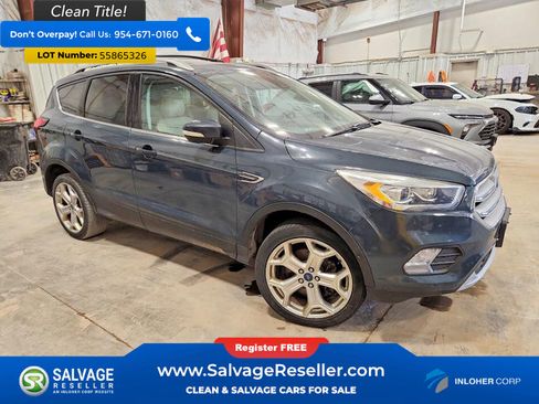 Used 2019 Ford Escape Titanium AWD/4WD image 5