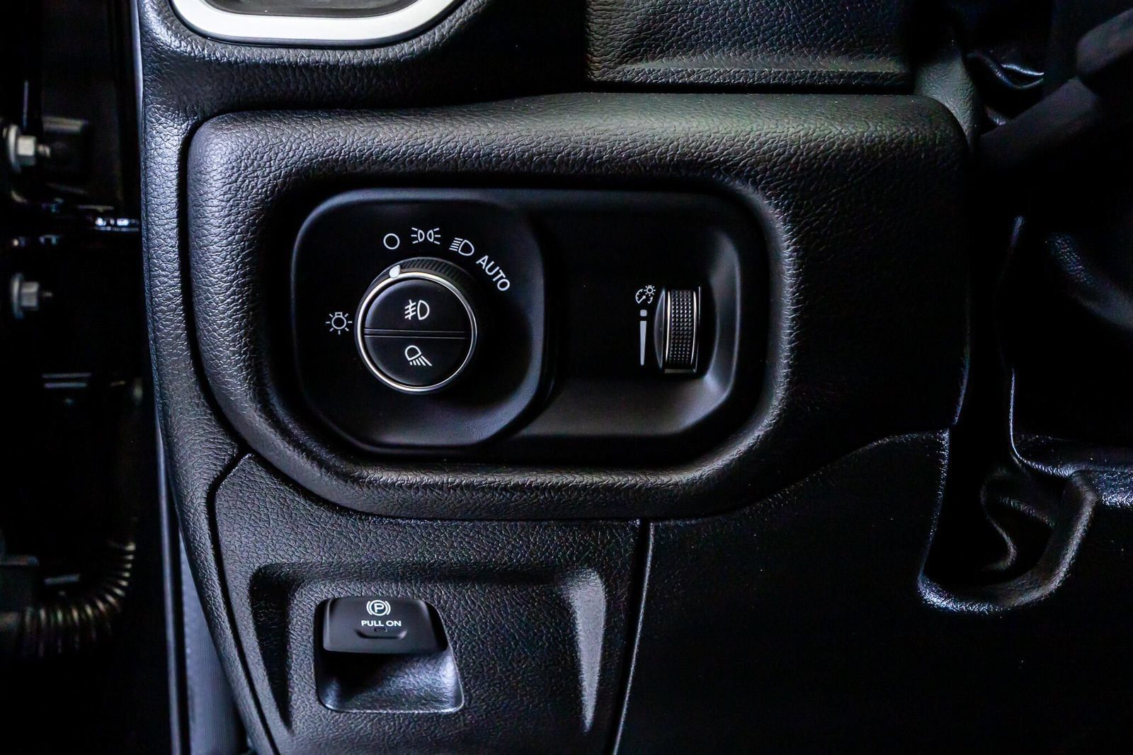 Used 2023 RAM 1500 Big Horn AWD/4WD image 15