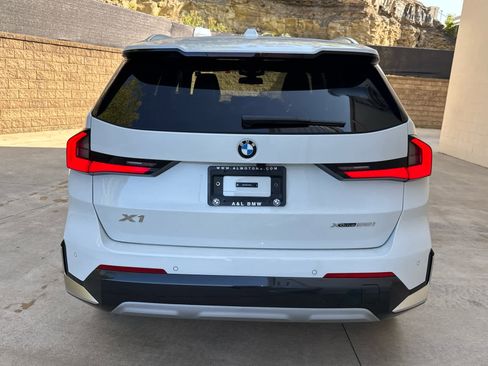 New 2026 BMW X1 xDrive28i image 4