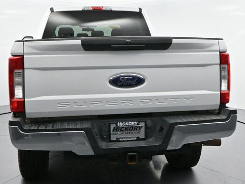 Used 2017 Ford F250 XLT AWD/4WD image 6