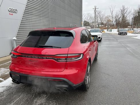 Used 2025 Porsche Macan Turbo image 30