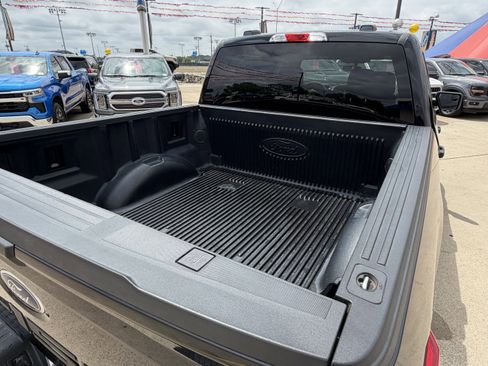 Used 2022 Ford F150 XL w/ STX Appearance Package RWD image 7