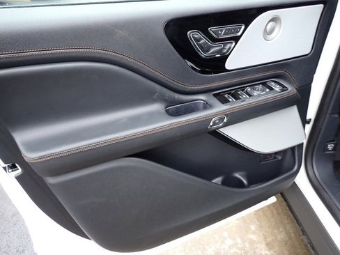 New 2025 Lincoln Aviator Black Label w/ Jet Appearance Package image 20