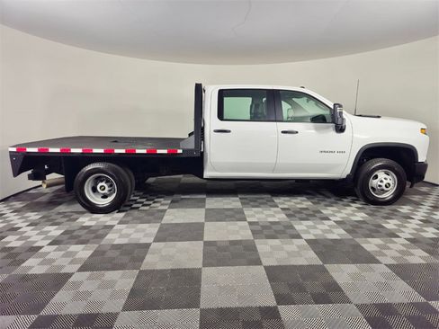 Used 2023 Chevrolet Silverado 3500 W/T w/ WT Fleet Convenience Package image 8