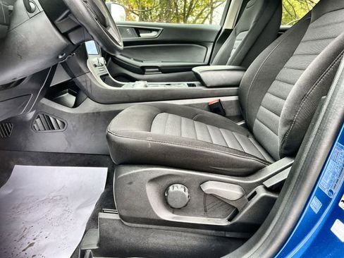 Used 2024 Ford Edge SE image 15