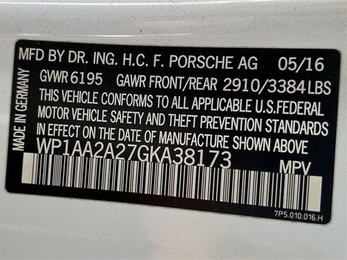 Used 2016 Porsche Cayenne image 32