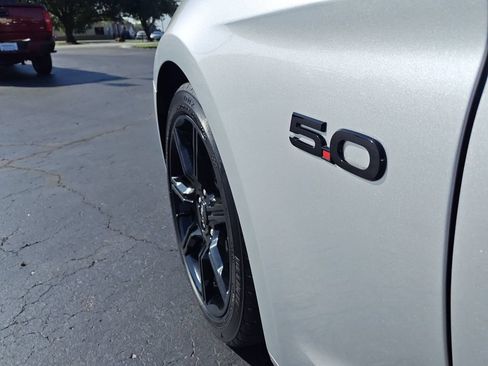 Used 2019 Ford Mustang GT Premium w/ Black Accent Package RWD image 26