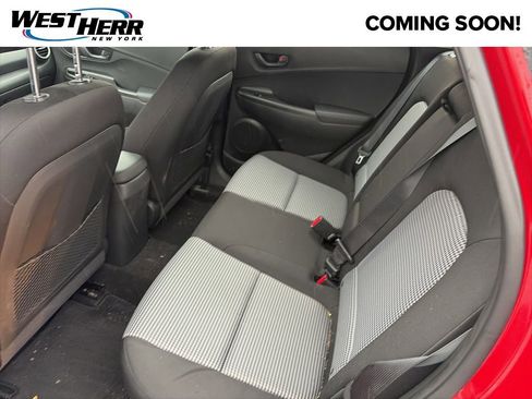 Used 2021 Hyundai Kona SE w/ Cargo Package AWD/4WD image 6