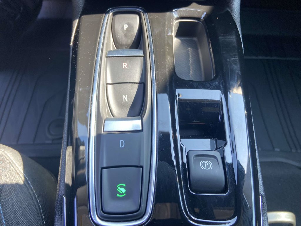 Used 2023 Chevrolet Bolt EUV LT w/ Comfort Package FWD image 28