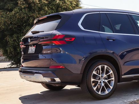 Used 2024 BMW X5 sDrive40i w/ Executive Package RWD image 11