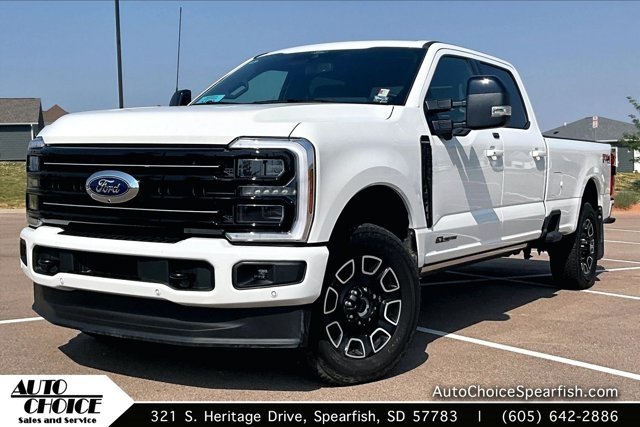 Used 2025 Ford F350 Platinum AWD/4WD image 1