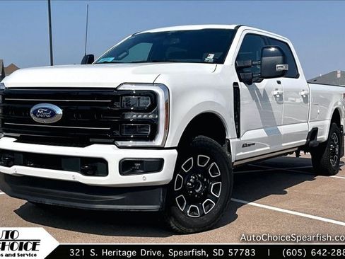 Used 2025 Ford F350 Platinum AWD/4WD image 1