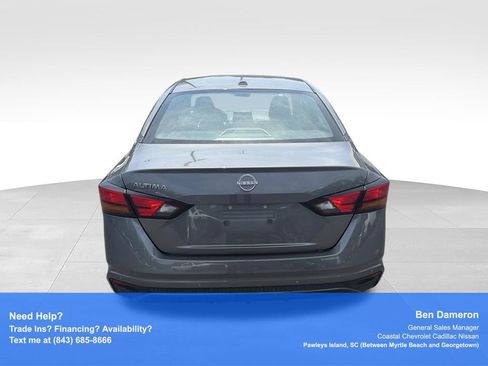 Used 2025 Nissan Altima 2.5 SV FWD image 7