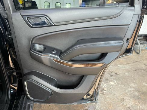 Used 2020 Chevrolet Tahoe 2WD image 28