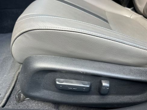 Used 2019 Honda Civic EX-L image 15