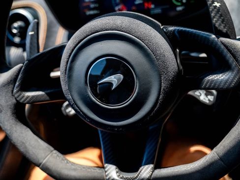 Used 2019 McLaren 600LT RWD image 59