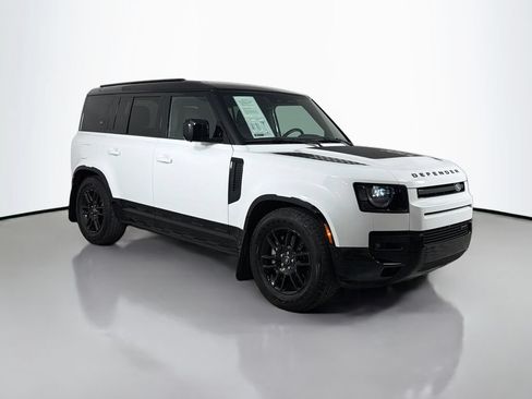 Certified 2023 Land Rover Defender 110 X-Dynamic SE AWD/4WD image 3