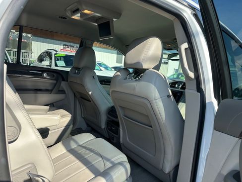 Used 2016 Buick Enclave Leather w/ Trailering Package FWD image 14
