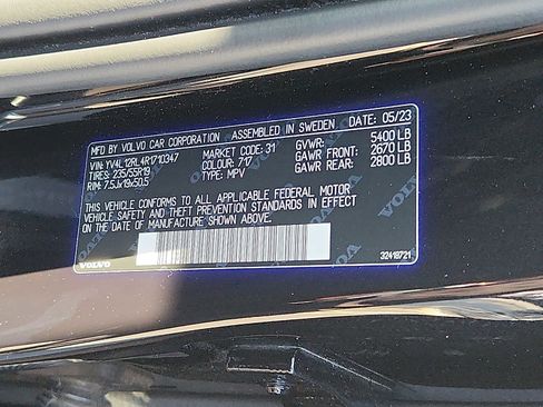 Certified 2024 Volvo XC60 B5 Plus w/ Protection Package Premier AWD/4WD image 25