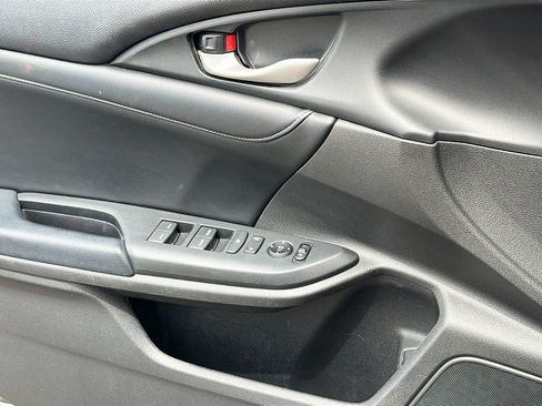 Used 2019 Honda Insight Touring image 23
