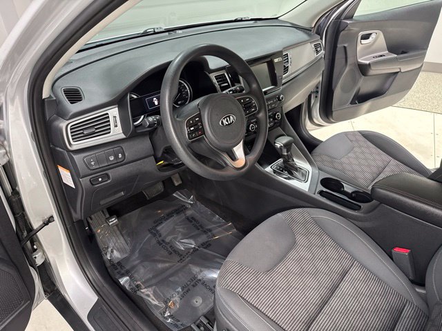 Used 2018 Kia Niro FE FWD image 11