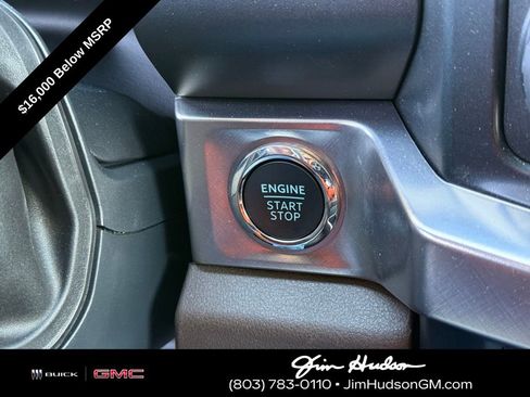 Used 2024 Ford F350 King Ranch w/ FX4 Off-Road Package image 32