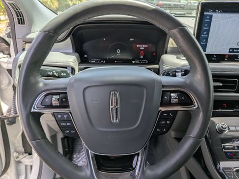 Used 2023 Lincoln Nautilus Reserve FWD image 30
