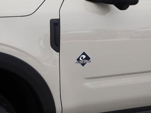 Certified 2025 Ford Bronco Sport Outer Banks w/ Outer Banks Tech Package+ image 4