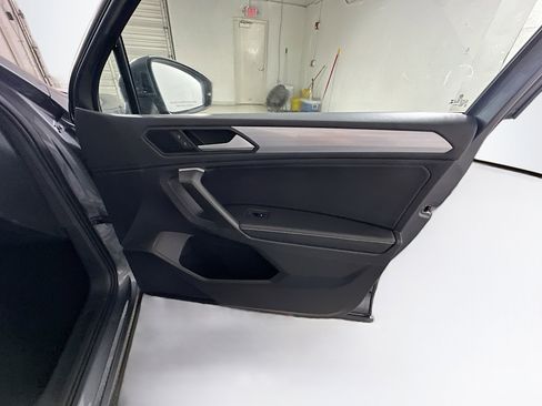 Used 2024 Volkswagen Tiguan S image 31