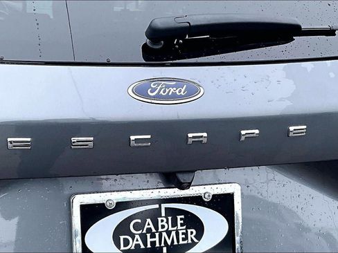Used 2025 Ford Escape ST-Line image 30