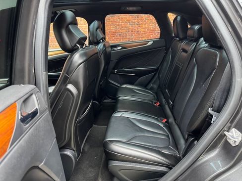 Used 2019 Lincoln MKC Select w/ Select Plus Package image 23