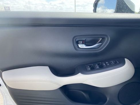 New 2026 Honda HR-V LX image 35