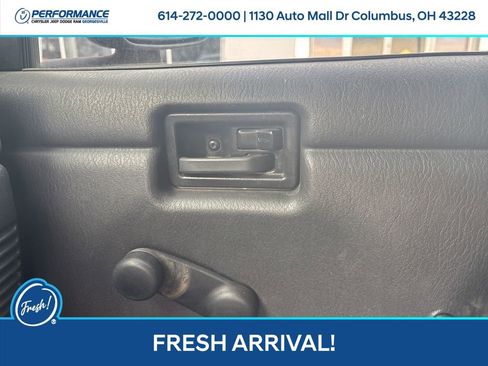 Used 2005 Jeep Wrangler Unlimited image 25